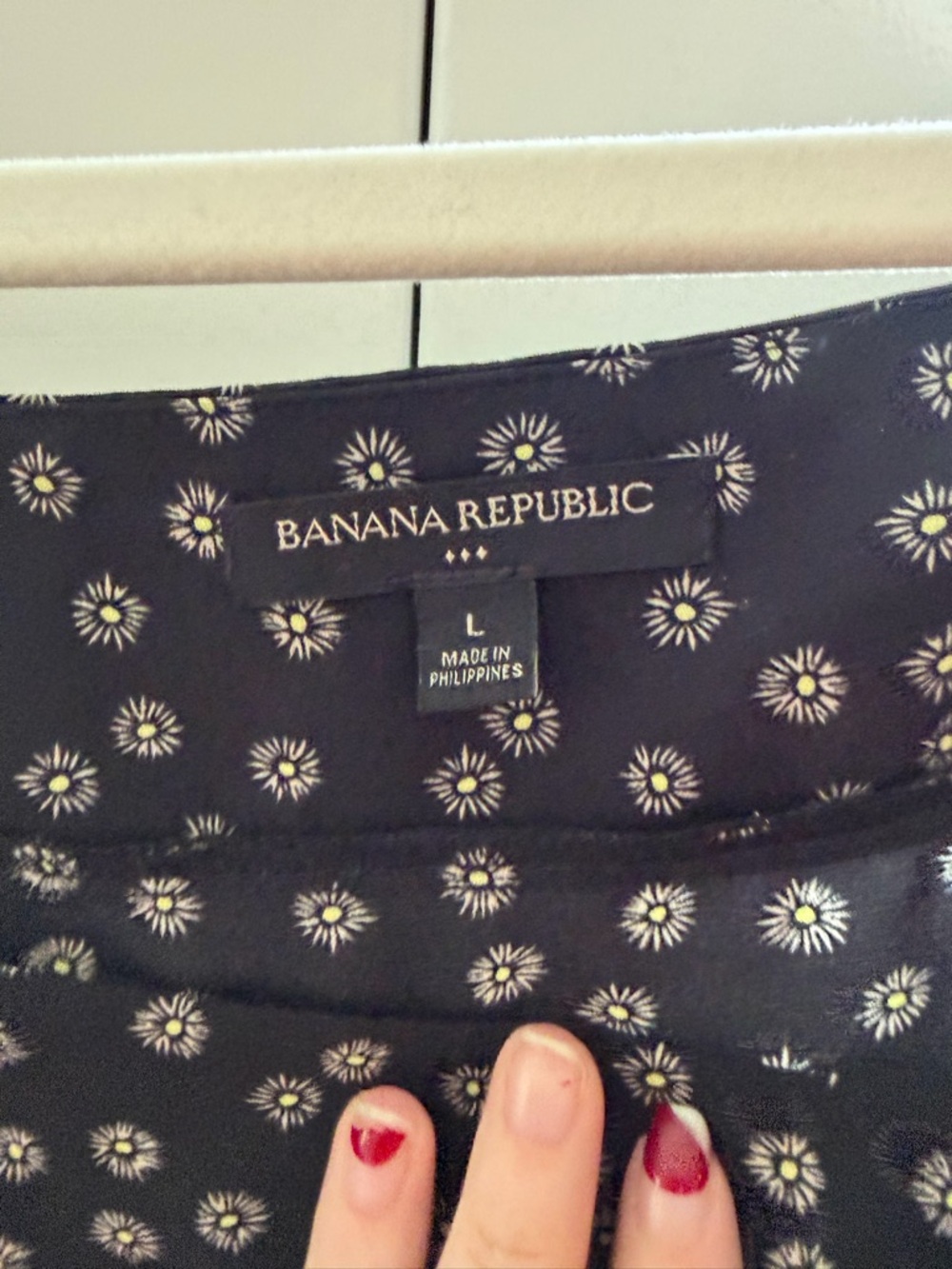 Banana Republic Black Sheer Printed Long-Sleeve Blouse - Picture 3 of 3